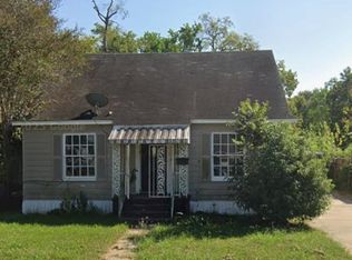 430 E Elgie St, Beaumont, TX 77705