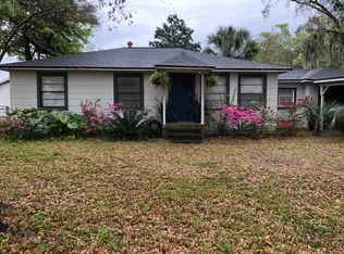 1525 Hickman Rd, Jacksonville, FL 32216