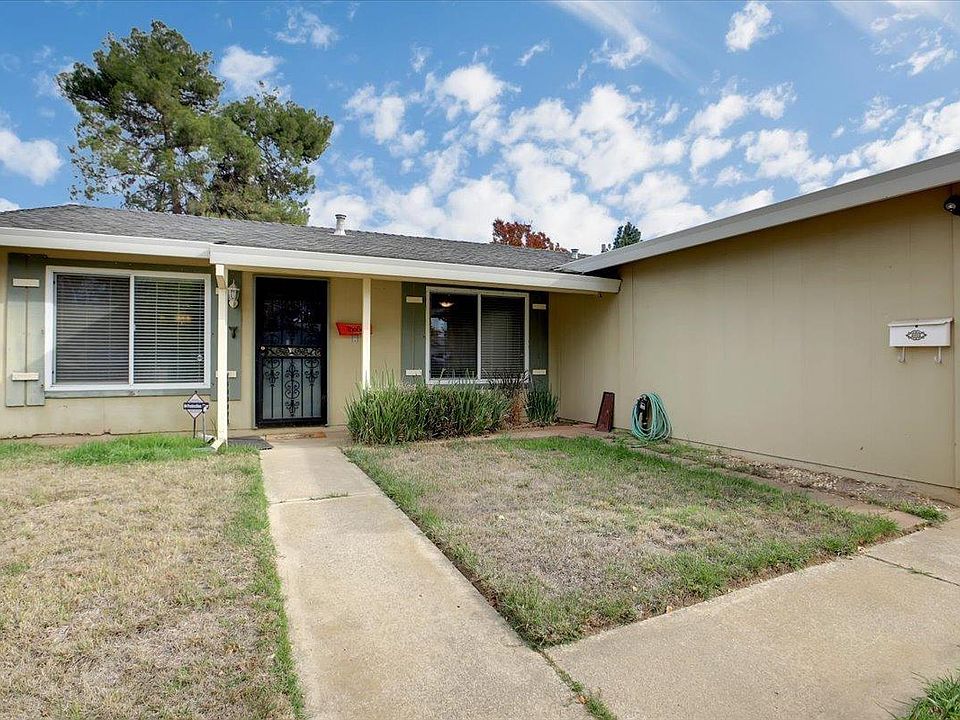 1st image of 8962 Salmon Falls Dr