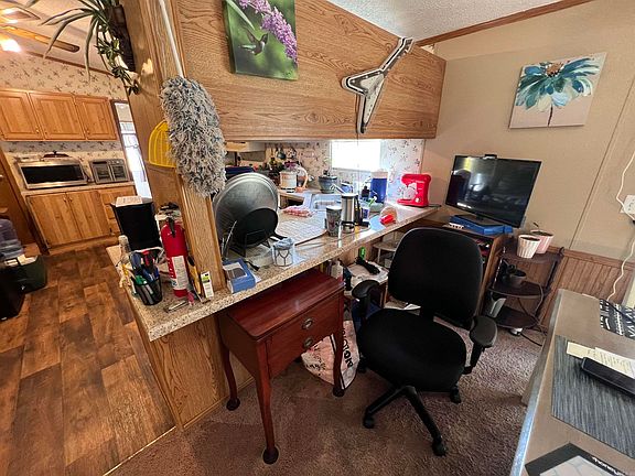 5th image of 126 Glen Forest Trl