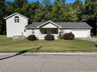 4126 Green Valley Rd, Huntington, WV 25701