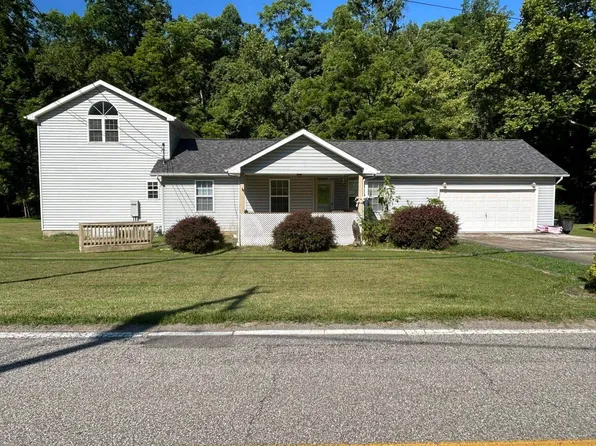 4126 Green Valley Rd, Huntington, WV 25701