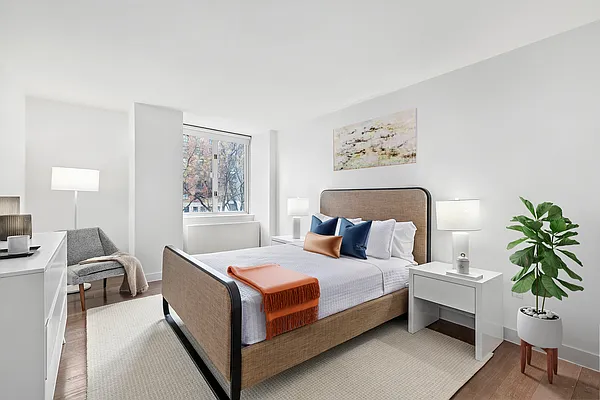 Sold by Compass | media 3