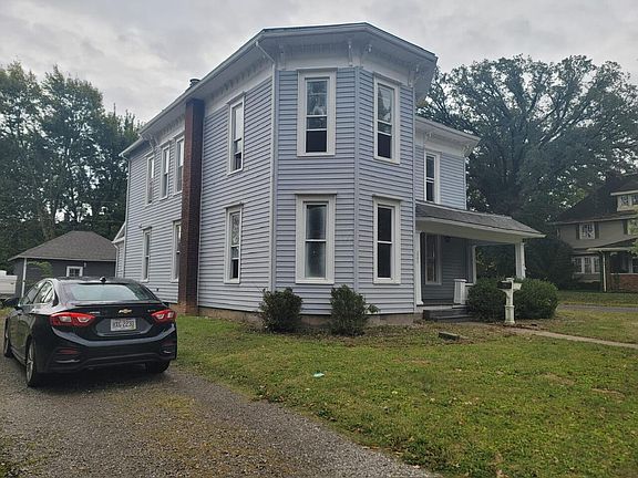 2nd image of 600 N Detroit St