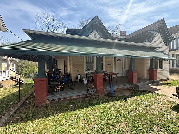 2nd image of 1446 N Main St