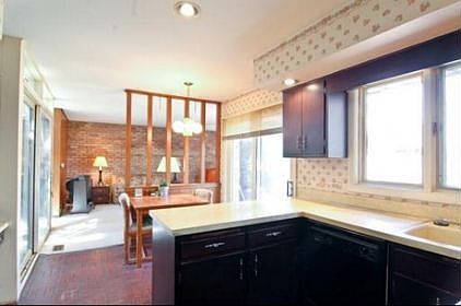 5th image of 1868 Somerset Ln