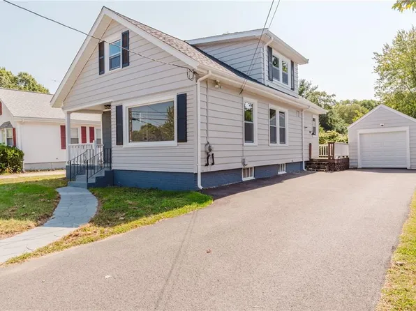 127 Pine St, Seekonk, MA 02771