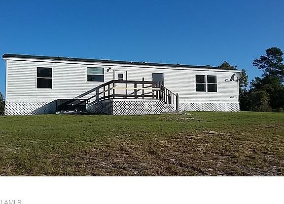 3rd image of 179 Orange St