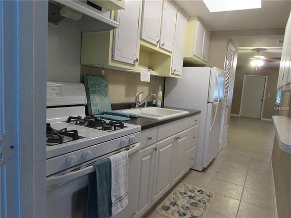 2nd image of 5876 21st St N APT 11