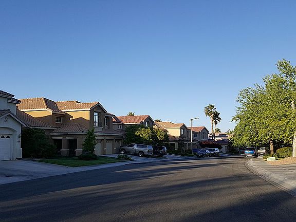 3rd image of 8432 Desert Quail Dr