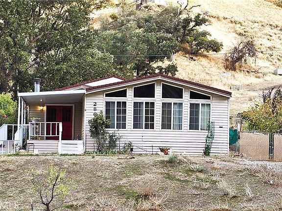 2nd image of 2800 Lebec Oaks Rd
