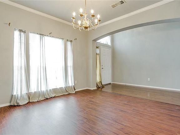 5th image of 1007 Eastwick Dr