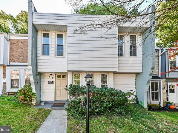 336 Roanoke Dr SE, Leesburg, VA 20175