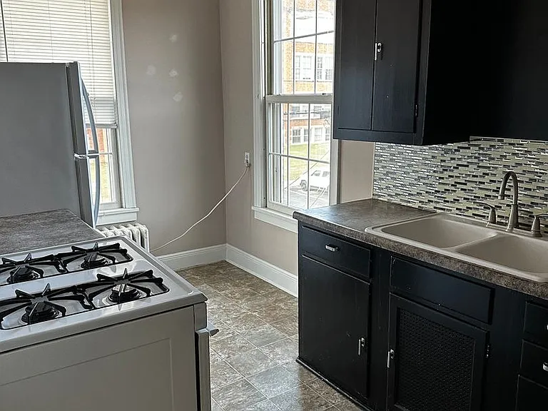 26 Kerwin Matthews Ct — Photo 6