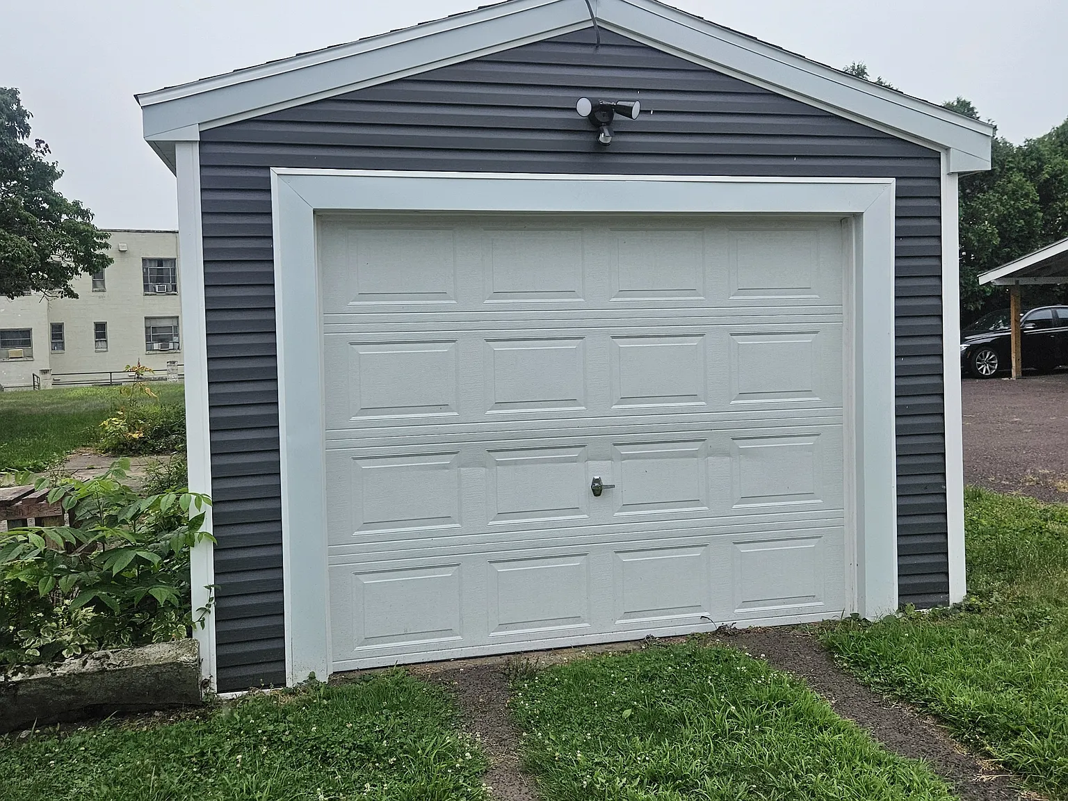 650 Old Berwick Road - Garage - 1 — Photo 1