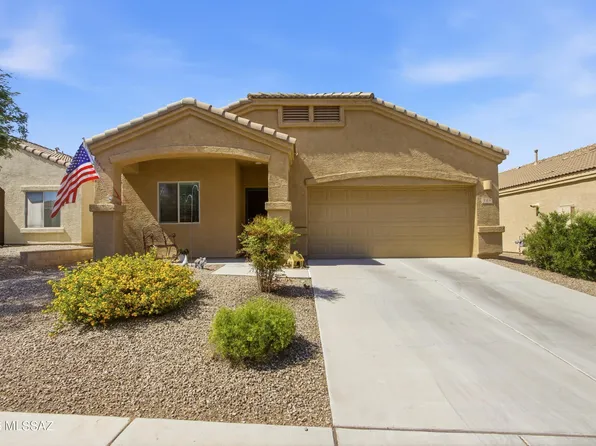 125 E Calle Vivaz, Green Valley, AZ 85614