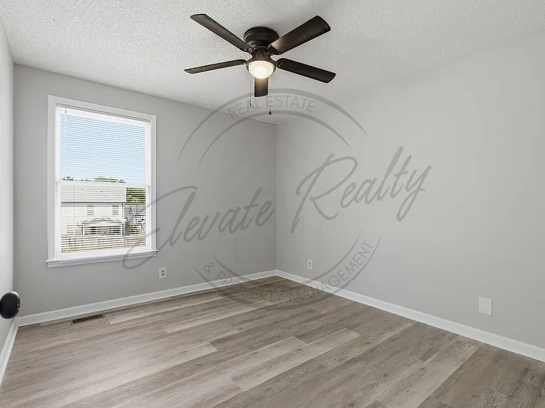 436 Kelsey Dr — Photo 14