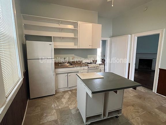 5th image of 723 Chestnut St #A
