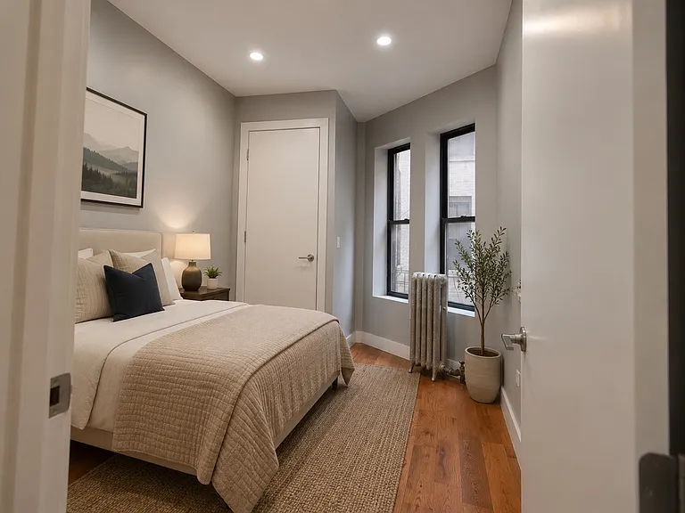 661 W 180th St #4B — Photo 4
