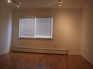 927 124th St FLOOR 2, College Pt, NY 11356