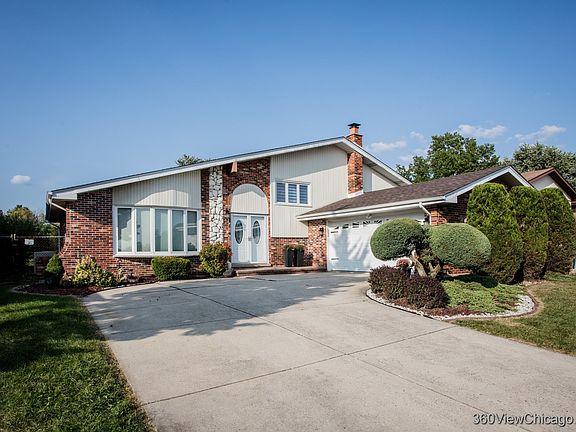 2nd image of 13050 W Thistle Ct