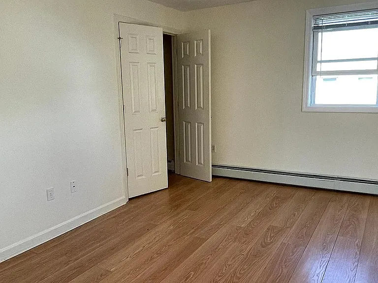 85 East St #3 — Photo 20