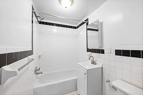 Rented by Living New York | media 16