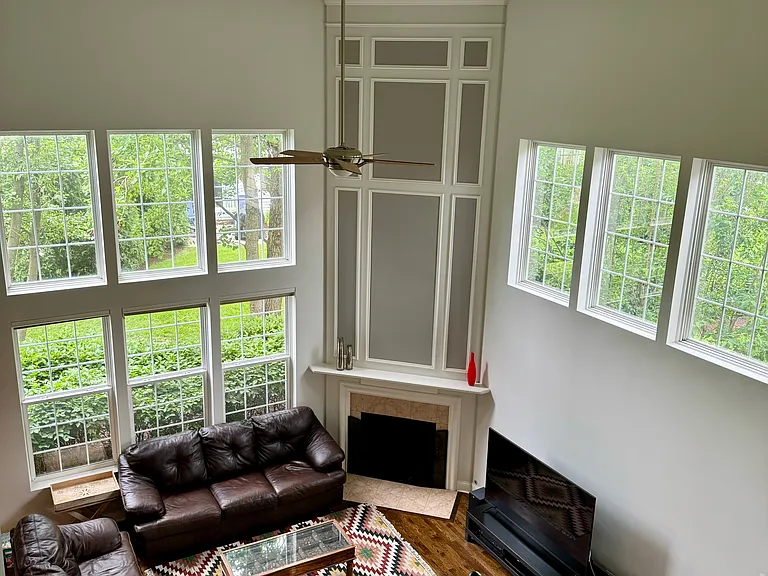 First Floor Living Room 02