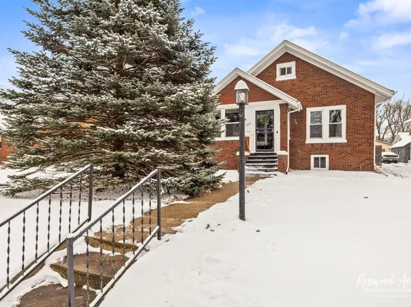 950 S Elm Ave, Kankakee, IL 60901