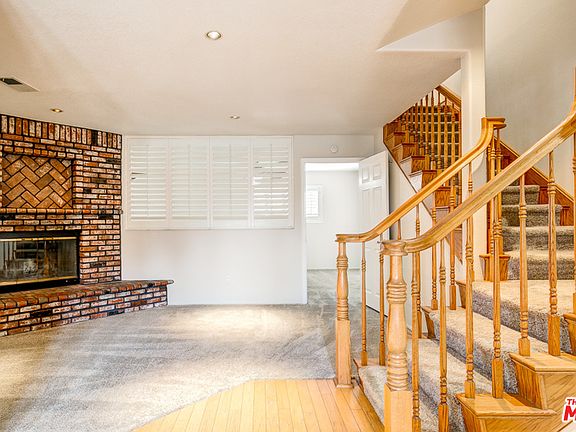 3rd image of 7993 Gladiola Cir