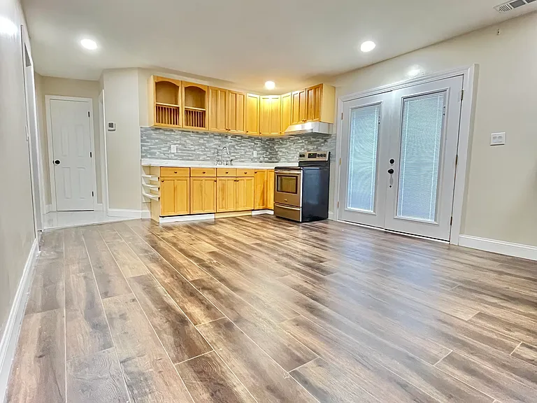 Community Dr — Photo 1