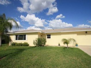 2215 SE 8th Ave, Cape Coral, FL 33990