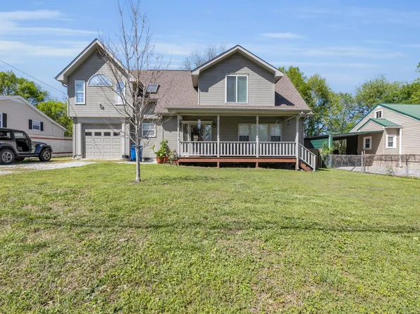 64 Warren St, Rossville, GA 30741