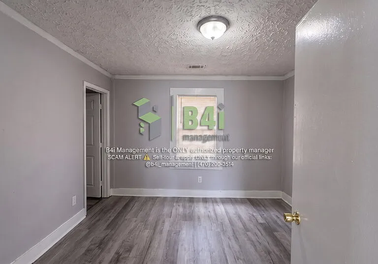 4899 Ben Hill Rd — Photo 14