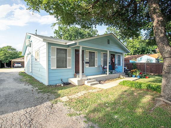 3rd image of 2609 W French Pl #2611