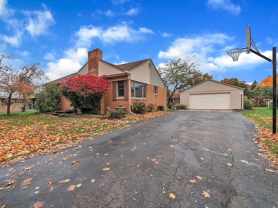 818 W 4th St, Pinconning, MI 48650 Zillow