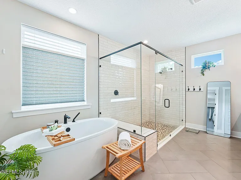 10223 Silverbrook Trl — Photo 27