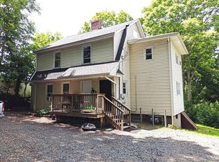 89 Myrtle St, Meriden, CT 06450