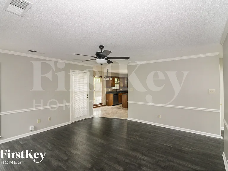 768 Pecan Grove Cv — Photo 2