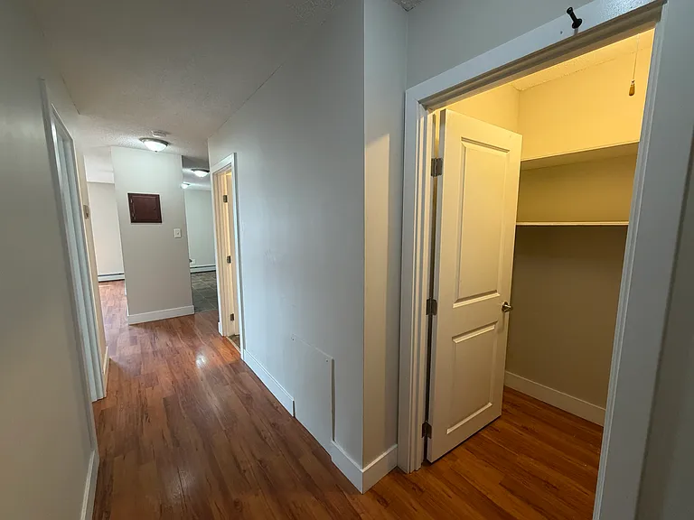 10130 154th St NW #10 — Photo 2
