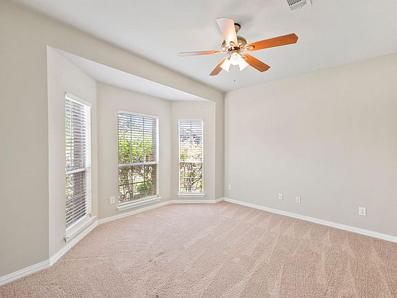 4th image of 100 Monticello Dr