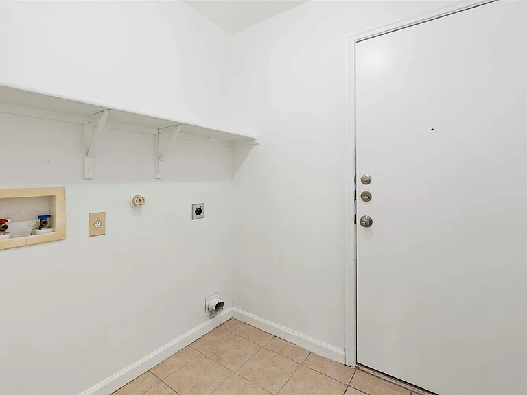 12524 Sky Harbor Dr — Photo 20