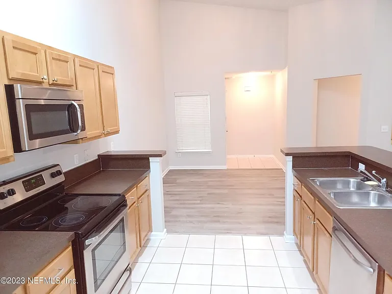 3610 Kirkpatrick Cir #12 — Photo 9