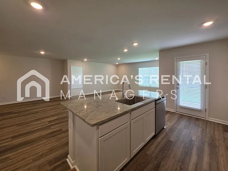 120 Jonboy Ave — Photo 21
