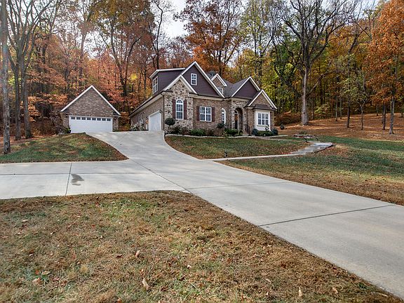 3rd image of 7452 Magnolia Valley Dr