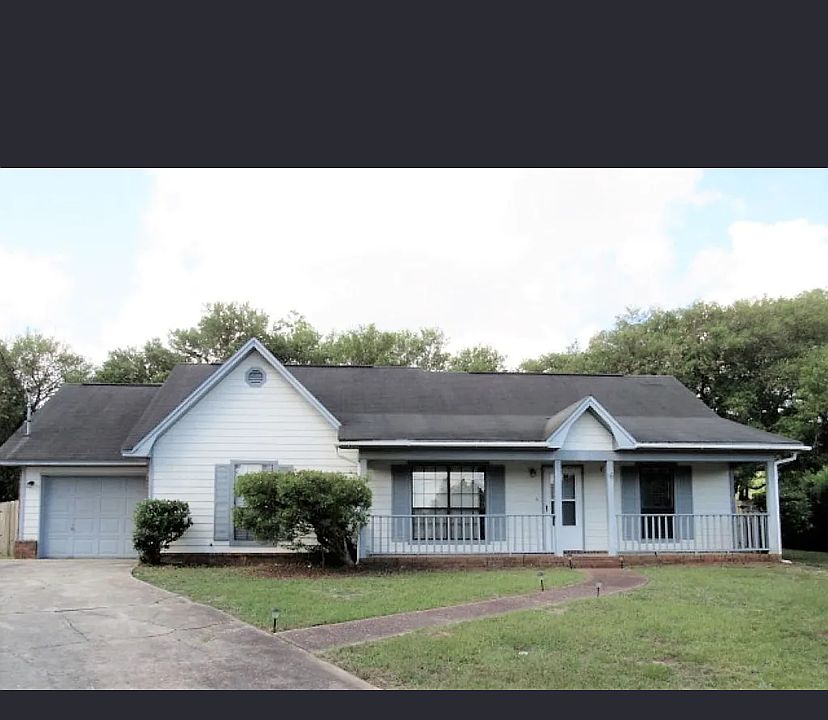 1st image of 10113 Peppertree Ct