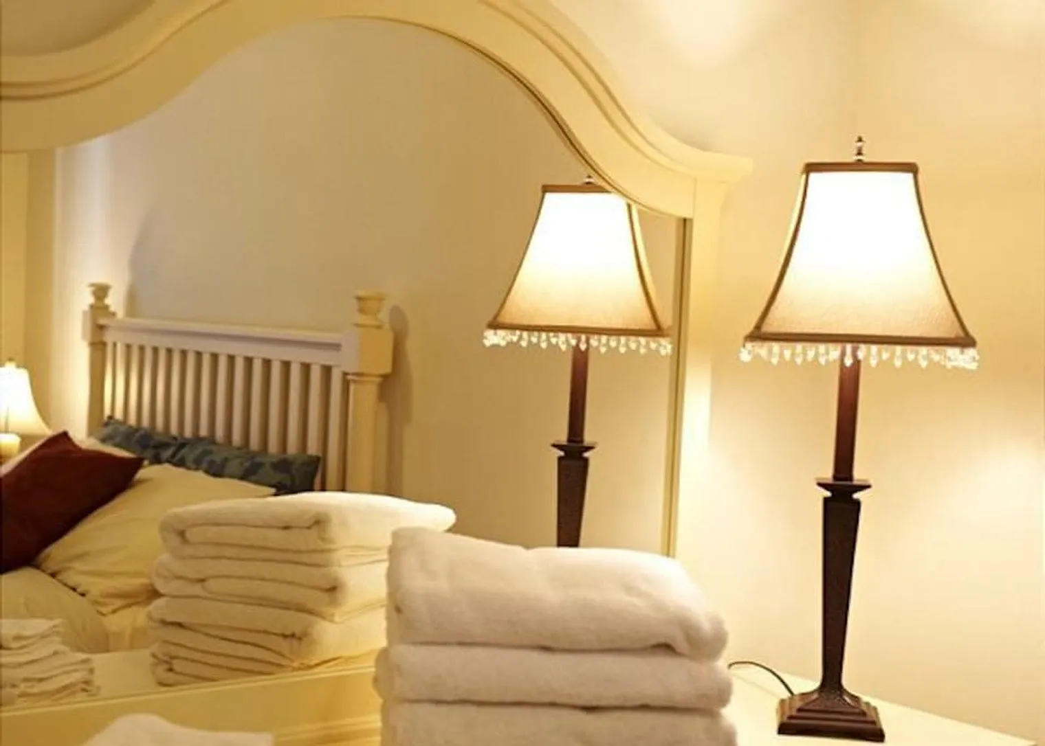 3 bed, 1.0 bath, $7,200 — Photo 2