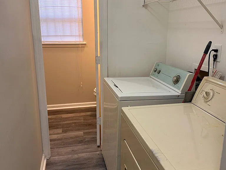 1293 Bridges Ave SW — Photo 14