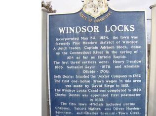 51 Church St, Windsor Locks, CT 06096