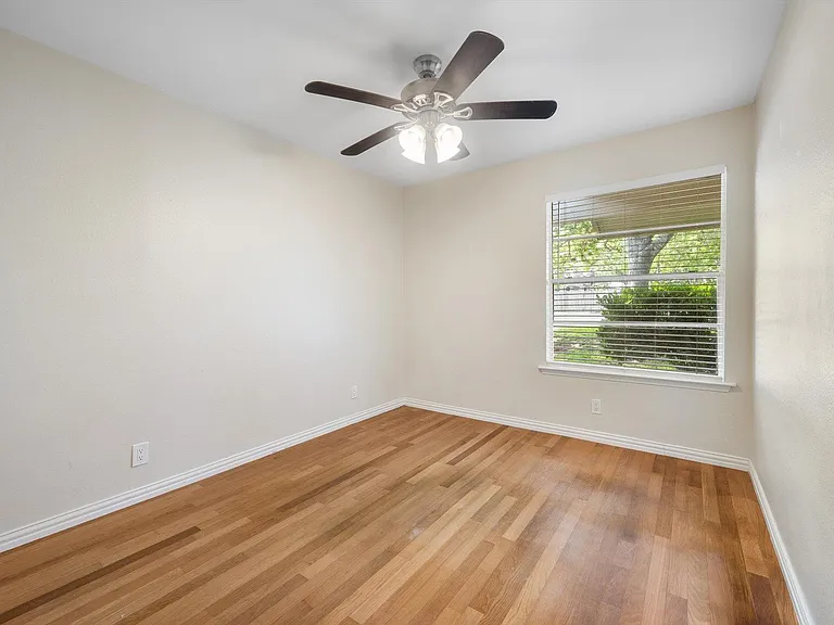 10102 Missel Thrush Dr — Photo 30
